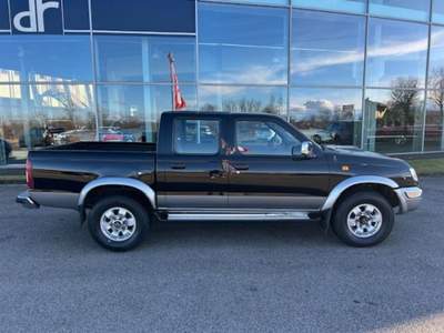 Nissan Navara 2.5 Tdi Pick Up Double Cab 4x4 "NEOPATENTATI" Nero usata Beinette
