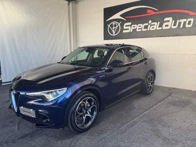 Alfa Romeo Stelvio 2.2 Turbodiesel 190 CV AT8 executive Veloce Blu/Azzurro usata Giugliano in Campania