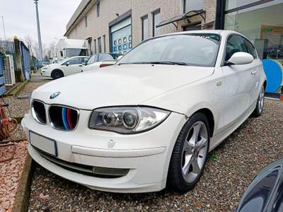 BMW Serie 1 123d 123d 3p Eletta dpf Bianco usata Lomazzo