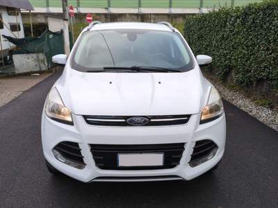 Ford Kuga  2.0 tdci Titanium 4wd s&s 150cv powershift E6 usata Lomazzo