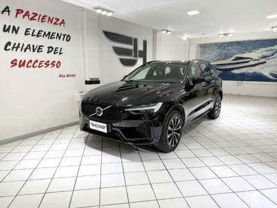 Volvo XC60 2.0 b4 Plus Dark auto Nero usata Viterbo