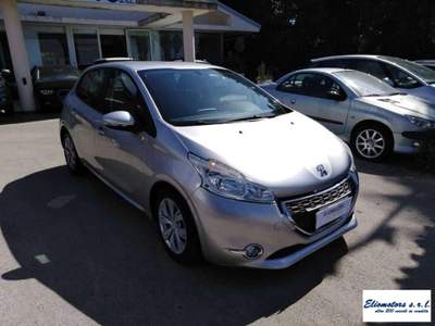 Peugeot 208 1.6 e-HDi 92 CV Stop&Start 5p. Active Argento usata Modica