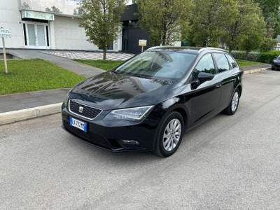 Seat Leon  1.4 TGI ST S/S Business LED usata Orsogna