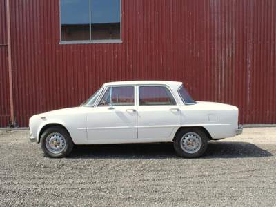 Alfa Romeo Giulia Super 1300 / Restauro Completo / Targa RI Bianco usata Roma
