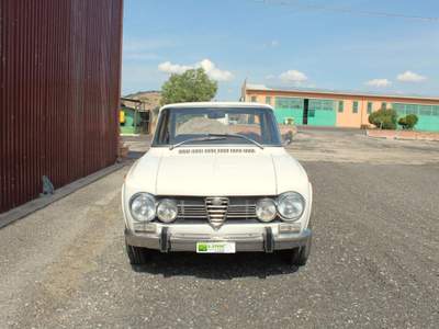 Alfa Romeo Giulia Super 1300 / Restauro Completo / Targa RI Bianco usata Roma