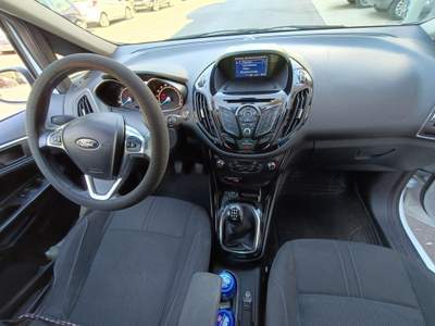 Ford B-Max 1.5 TDCi 75 CV neopatentati Bianco usata Putignano