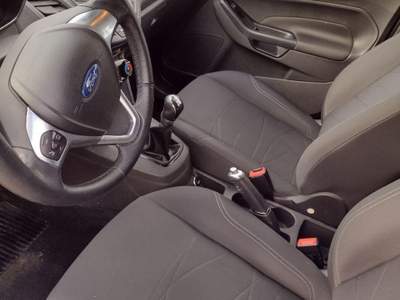 Ford Fiesta  1.5 TDCi 75 CV 5p. Business Argento usata Modica