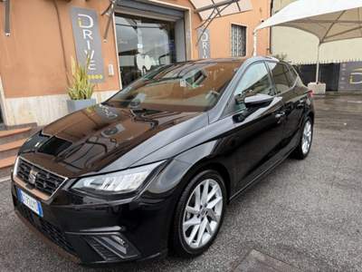 Seat Ibiza 1.0 EcoTSI 95 CV 5 porte FR + GPL Nero usata Roma