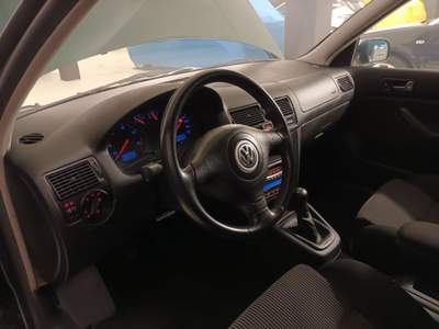 Volkswagen Golf IV 1.9 TDI 110cv 5P HIGHLINE PARI AL NUOVO Verde usata Olgiate Molgora