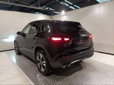 Mercedes-Benz GLA Automatic Progressive line Advanced Mild Hybrid Nero usata Magenta