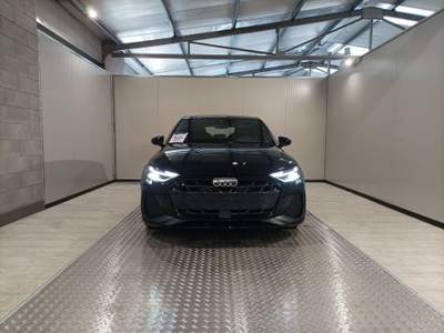 Audi A3 35 TDI S tronic S line edition Nero usata Magenta