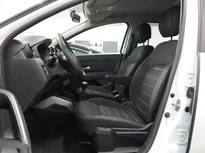 Dacia Duster 1.5 Blue dCi 8V 115 CV 4x4 Prestige Bianco usata Castelnuovo Rangone
