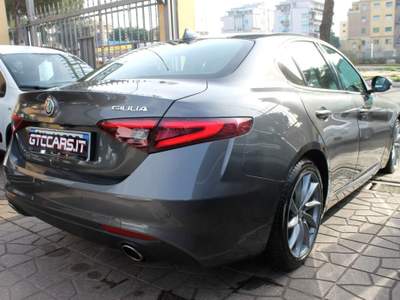 Alfa Romeo Giulia 190cv Pad F1 NaviPro Cam UNIPRO IVA DEDUCIBILE Grigio usata Roma