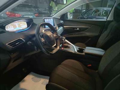 Peugeot 3008 PureTech Turbo 130 S&S Allure Bianco usata Mondolfo