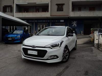 Hyundai i20 1.4 CRDi 5 porte Comfort Bianco usata Giugliano in Campania