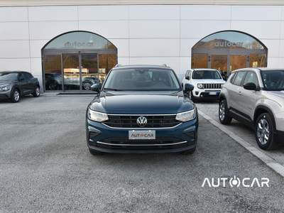 Volkswagen Tiguan Tiguan 2.0 TDI 150CV SCR DSG Life Blu/Azzurro usata Carsoli