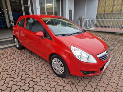 Opel Corsa 1.2 3 porte Club Rosso usata Cormano