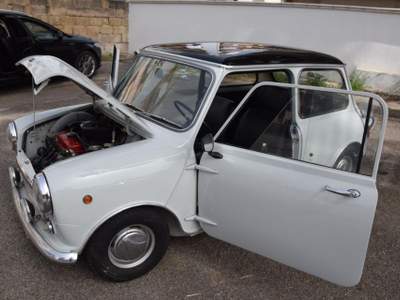 Innocenti Mini MK2 VETRO SCORREVOLE Grigio usata Putignano