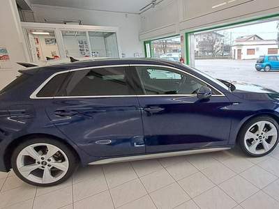 Audi A3 SPB 30 TDI S tronic S line edition Blu/Azzurro usata Spilimbergo