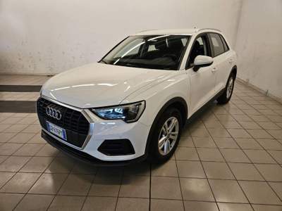 Audi Q3 35 TFSI S tronic Business Bianco usata Eupilio