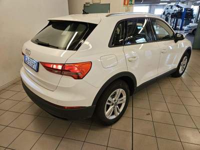 Audi Q3 35 TFSI S tronic Business Bianco usata Eupilio