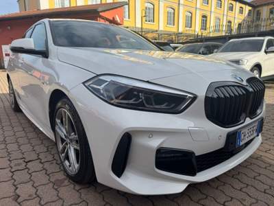 BMW Serie 1 118d d 150CV MSPORT Bianco usata Milano