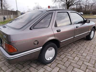 Ford Sierra 1.8 5 porte GL Bronzo usata MILANO