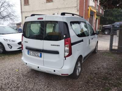 Dacia Dokker 1.5 dCi 8V 90CV Start&Stop Serie Speciale Family Bianco usata Ferrara