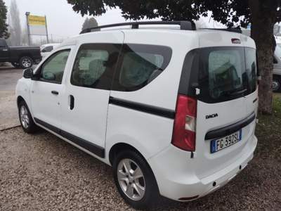 Dacia Dokker 1.5 dCi 8V 90CV Start&Stop Serie Speciale Family Bianco usata Ferrara
