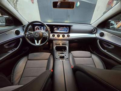 Mercedes-Benz Classe E d 160 CV 9G-TRONIC Business Sport Nero usata Cava Manara