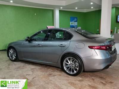 Alfa Romeo Giulia 2.2 Turbodiesel 180 CV AT8 Super Grigio usata Roseto degli Abruzzi