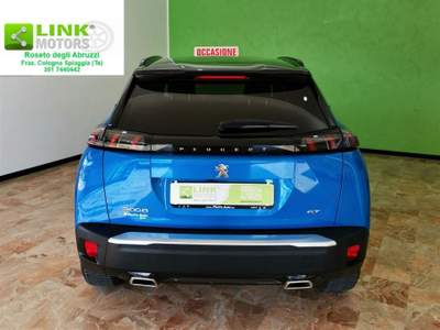Peugeot 2008 PureTech 130 S&S EAT8 GT - COME NUOVA Blu/Azzurro usata Roseto degli Abruzzi