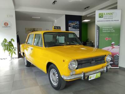 Fiat 124 A /III TAXI GIALLO Giallo usata Amantea CS