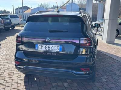 Volkswagen T-Cross 1.0 TSI 110 CV Sport Nero usata Guarene