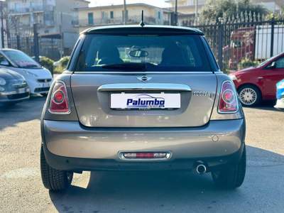 MINI Cooper 1.6 Cooper D 112 CV OK NEOPATENTATI Oro usata Qualiano