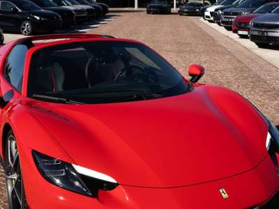 Ferrari 296 GTS Rosso usata Capua