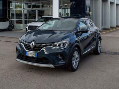 Renault Captur Full Hybrid E-Tech 145 CV Zen Blu/Azzurro usata Fondi