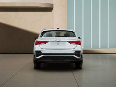Audi Q3 SPB 35 TDI S tronic S line edition Bianco usata Dormelletto