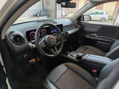 Mercedes-Benz Classe GLB d Automatic Business*Tetto panoramico* Bianco usata Nicosia