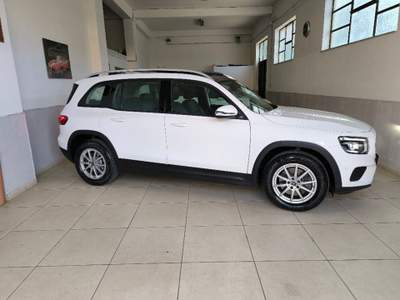 Mercedes-Benz Classe GLB d Automatic Business*Tetto panoramico* Bianco usata Nicosia