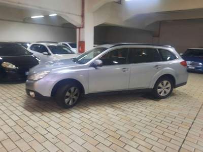 Subaru Outback  Argento usata Torino