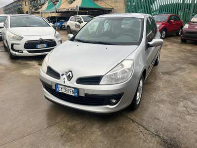 Renault Clio clio 1.5 gasolio Grigio usata Giugliano in Campania