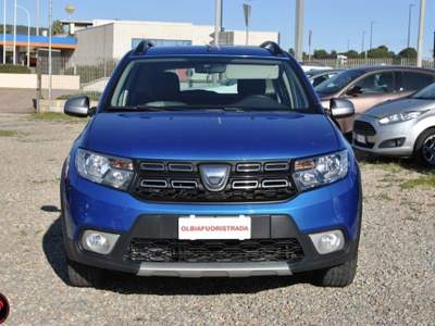 Dacia Logan MCV Stepway 1.5 dCi 8V 90CV Start&Stop Blu/Azzurro usata Olbia