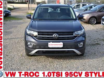 Volkswagen T-Cross 1.0 TSI Style BMT Grigio usata Olbia