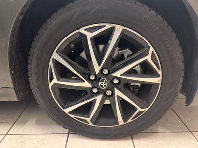 Toyota Yaris 1.5 Hybrid 5 porte Trend  *UNICO PROPRIETARIO* Oro usata COLOGNO MONZESE