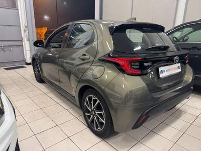 Toyota Yaris 1.5 Hybrid 5 porte Trend  *UNICO PROPRIETARIO* Oro usata COLOGNO MONZESE