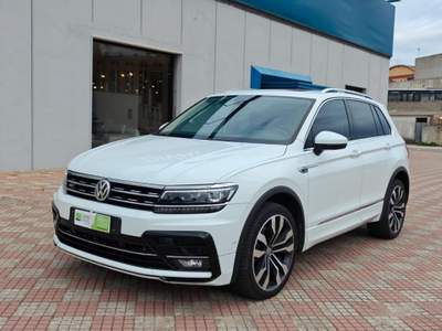 Volkswagen Tiguan 2.0 TDI SCR DSG 4MOTION ADVANCED R-LINE Bianco usata Sassari