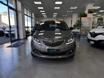 Lancia Ypsilon 1.0 firefly hybrid Silver s&s 70cv 5p.ti Grigio usata Carlentini