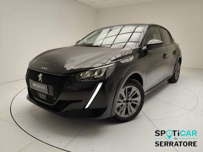 Peugeot 208 NUOVA e- Allure Pack 100kW Nero usata Erba