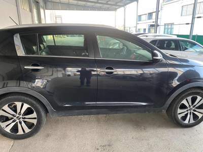 Kia Sportage 1.7 CRDI VGT 2WD Active Nero usata Grottaglie